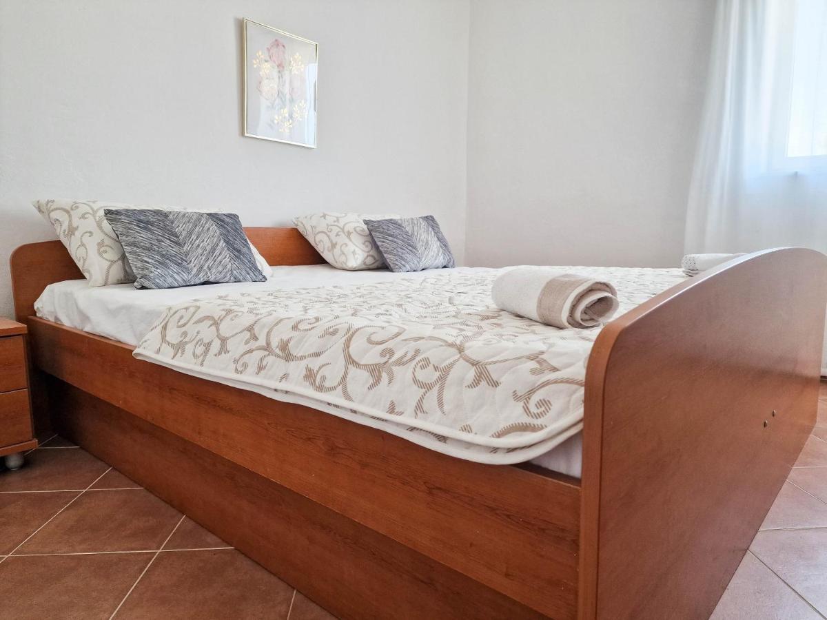 Vila Cicovac Novalja Buitenkant foto